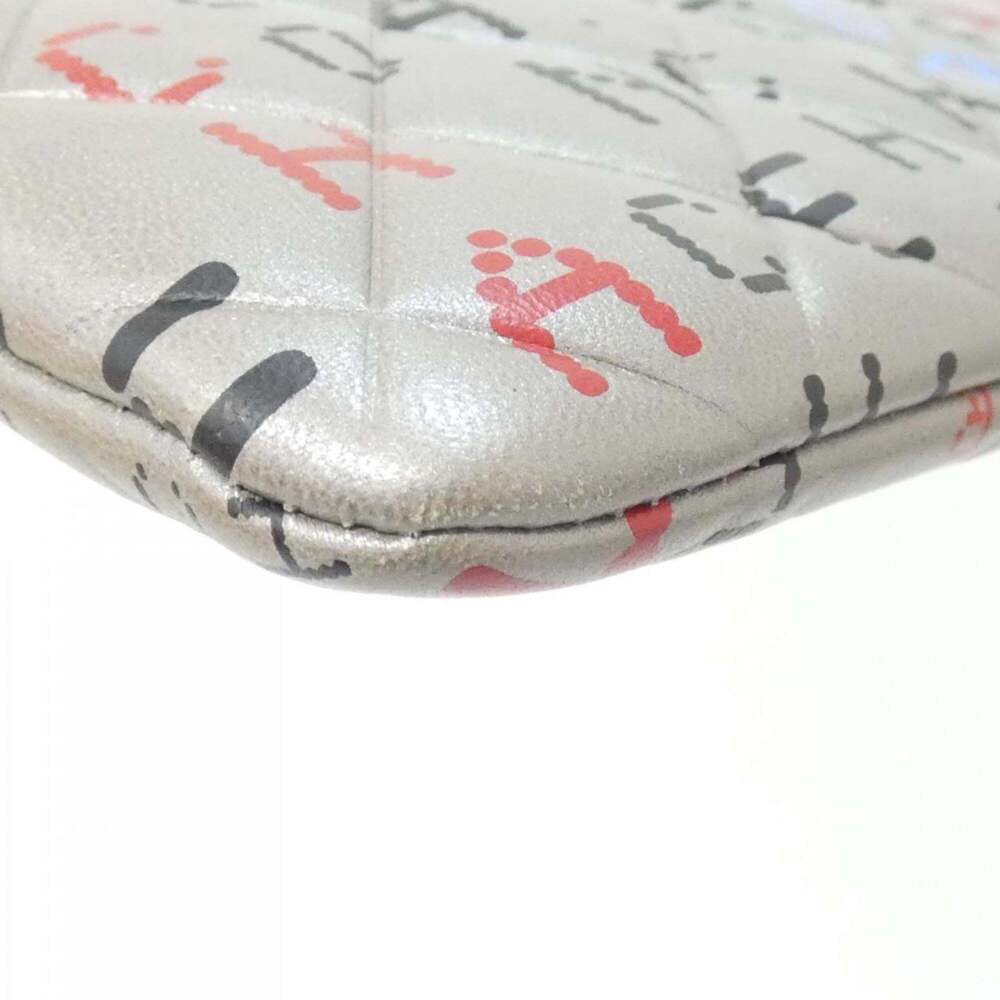 CHANEL Black Pouch - Picture 3 of 7